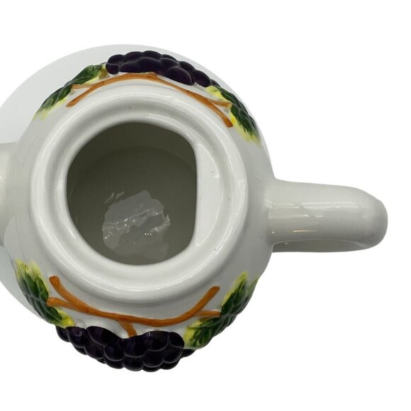Casa Vero by ACK White Ceramic Grapevine Vintage 6 in Teapot Locking Lid - Picture 7 of 9